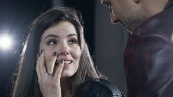 Angel (Camila Queiroz) confessa para Cristiano (Romulo Estrela) que matou Alex em Verdades Secretas 2