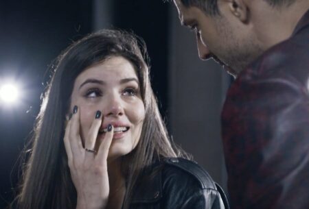 Angel (Camila Queiroz) confessa para Cristiano (Romulo Estrela) que matou Alex em Verdades Secretas 2