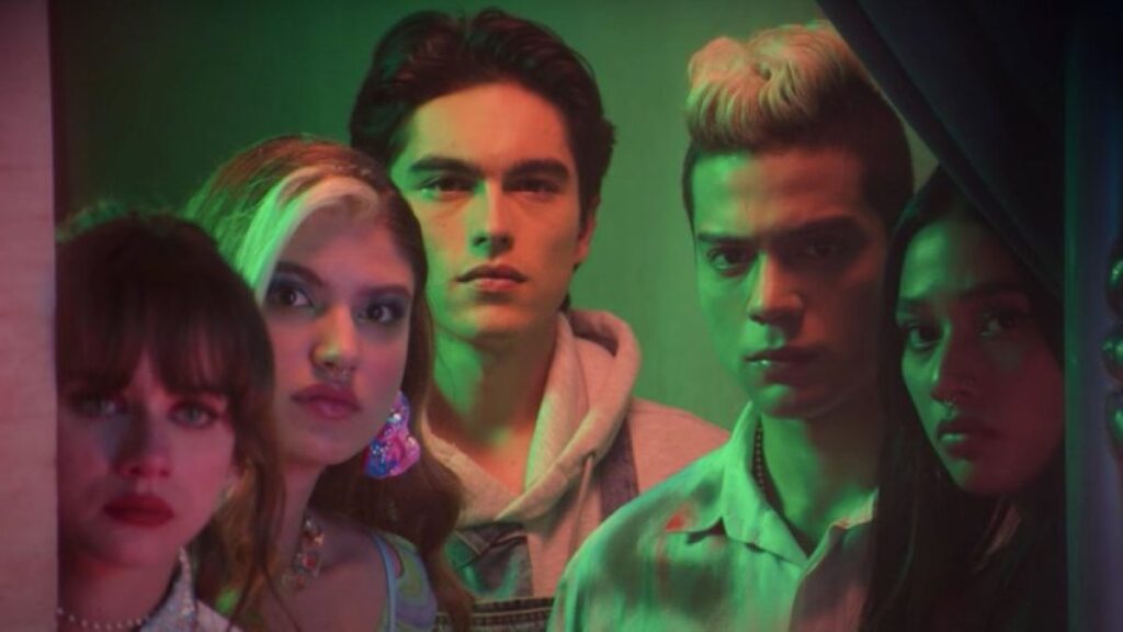 Cena de Rebelde da Netflix (Reprodução)