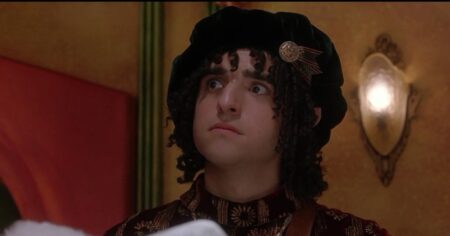 Ator explica por que recusou reprisar papel em famoso filme de natal Bernard (David Krumholtz) em Meu Papai é Noel