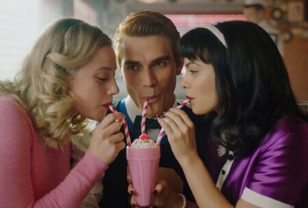 Elenco de Riverdale no 100º episódio da série (Divulgação/CW)