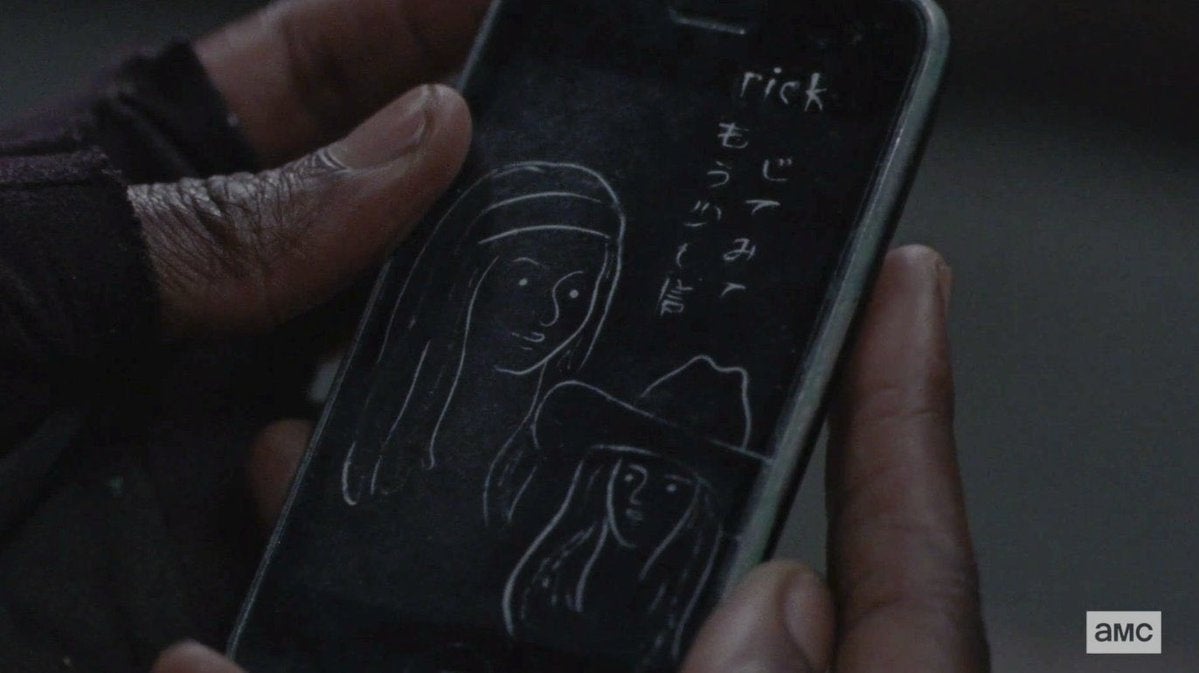Erro em The Walking Dead: Celular aparece em cena, e ator admite gafe 1 twd michonne rick iphone 1013 1212087