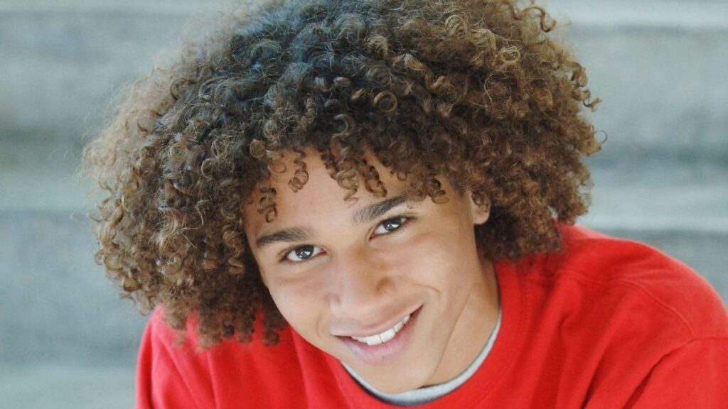 Corbin Bleu como Chad Danforth em High School Musical (Reprodução)