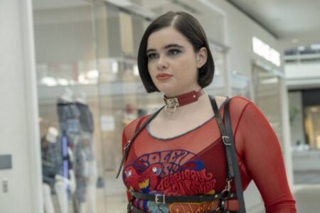 Após saída de Euphoria, Barbie Ferreira consegue novo trabalho em filme do Prime Video Barbie Ferreira como Kat Hernandez em Euphoria (Reprodução / HBO Max)