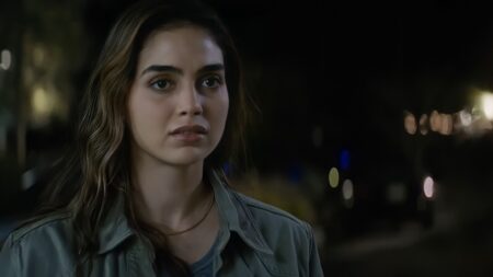 Melissa Barrera é Sam Carpenter em Pânico (Divulgação)