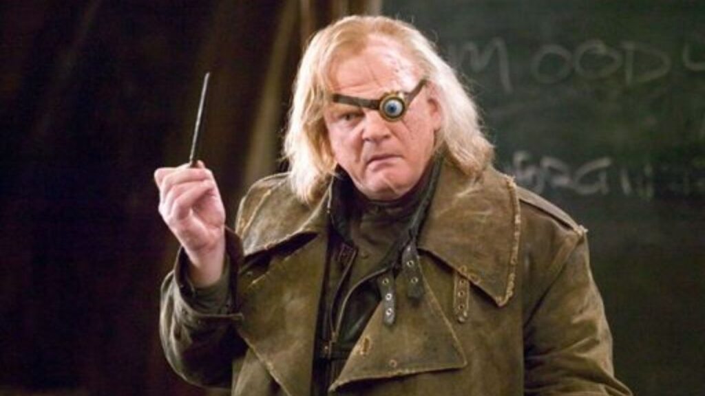 Harry Potter | O que os filmes não contaram sobre a Primeira Guerra Bruxa olho tonto harry potter