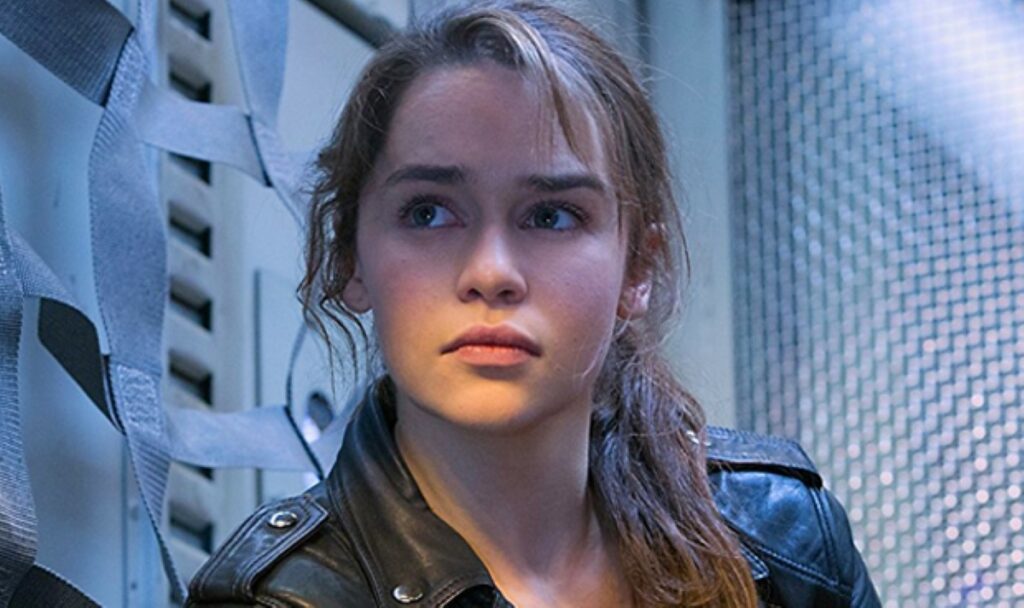 Emilia Clarke em O Exterminador do Futuro: Gênesis (Reprodução)