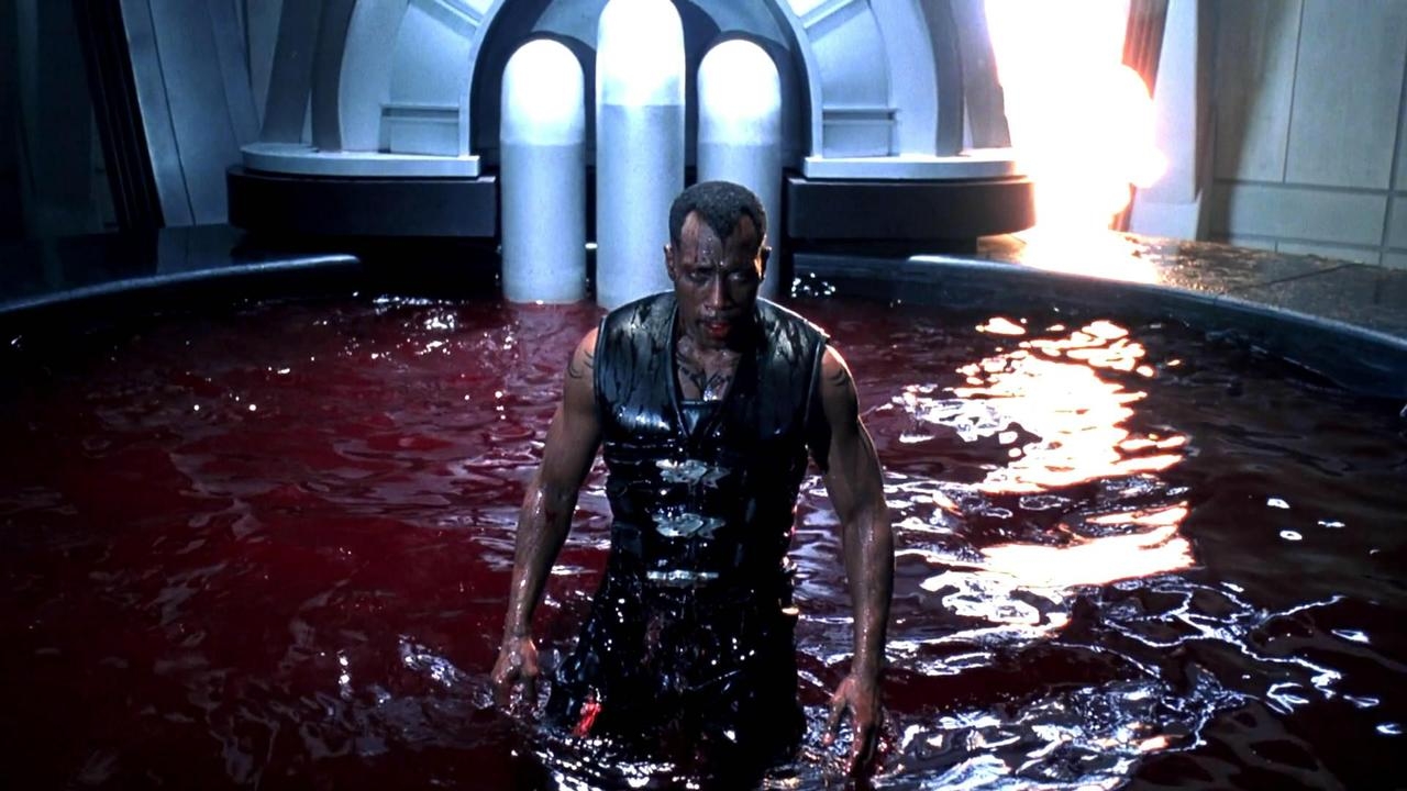 Atrasado, Blade joga um banho de agua fria na Fase 5 do MCU 3 Blade II (Reprodução)