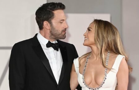 Jennifer Lopez e Ben Affleck Reproducao Twitter 2 e1645034368320