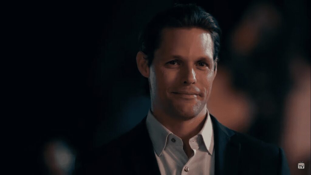 Justin Bruening como Cal Maddox em Doces Magnolias Reproducao
