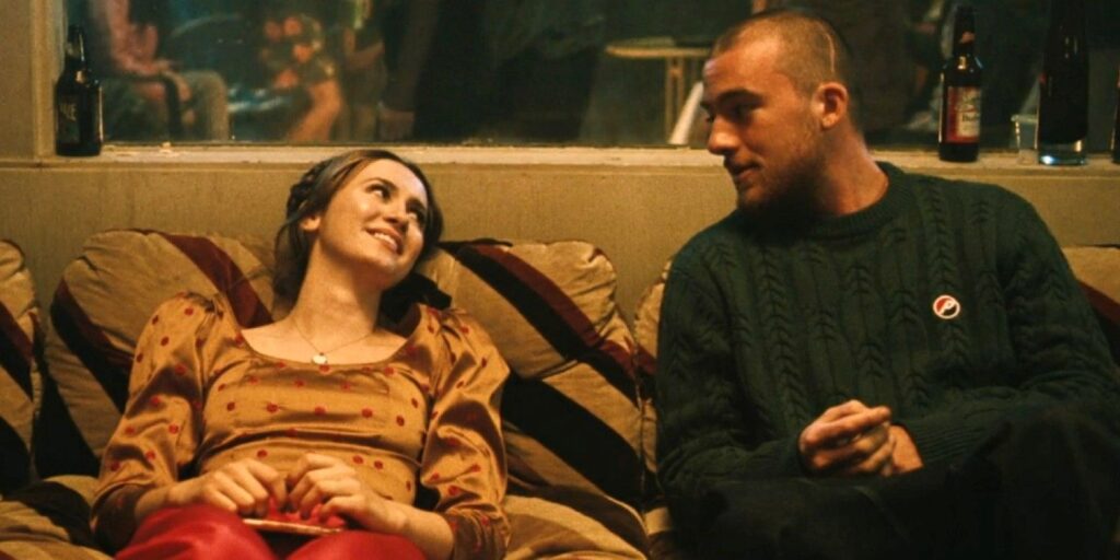 Lexi (Maude Apatow) e Fezco (Angus Cloud) em Euphoria (Reprodução)