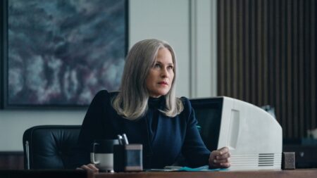Patricia Arquette responde se voltaria para a franquia A Hora do Pesadelo Patricia Arquette como Harmony em Ruptura (Reprodução / Apple TV+)