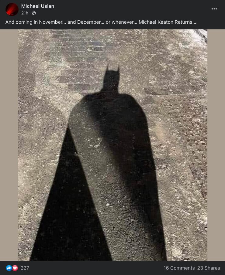 Produtor dá a entender que Batgirl chega à HBO Max em dezembro 2 Pôster de Batman (Reprodução Facebook)