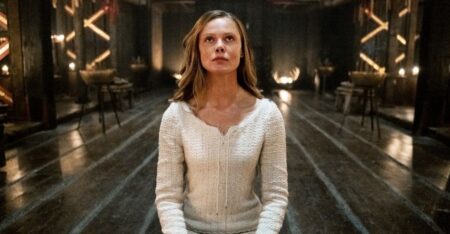 Estrela de Vikings: Valhalla revela lição aprendida com Henry Cavill Frida Gustavsson como Freydis Eiriksdottir em Vikings: Valhalla (Reprodução / Netflix)
