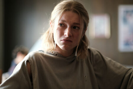 Jules (Hunter Schafer) em Euphoria
