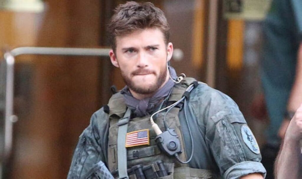 Scott Eastwood em Esquadrão Suicida (Reprodução / Warner Bros.)