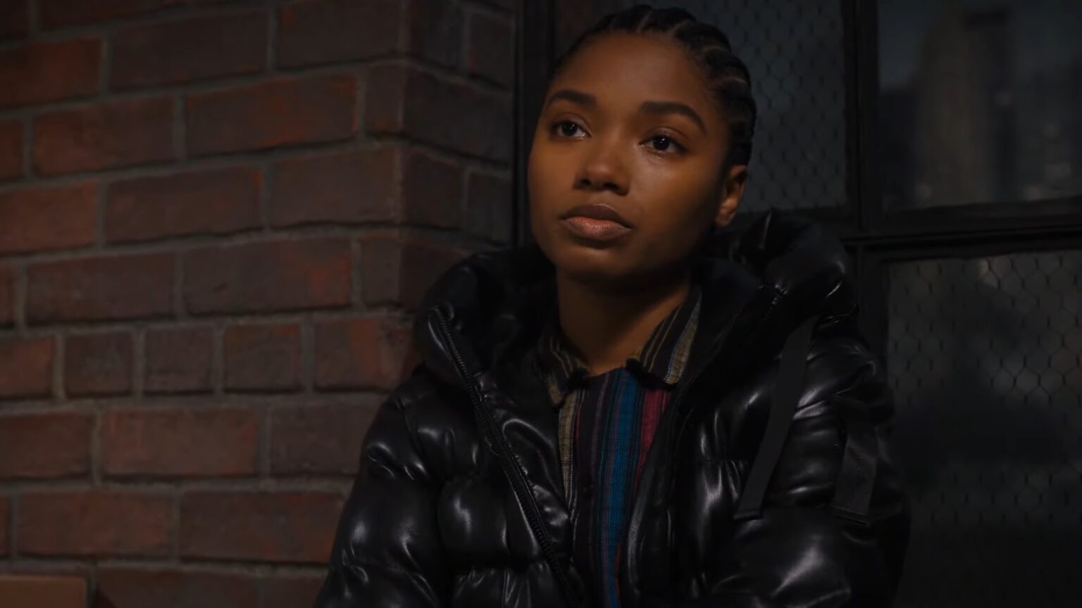 Carmen Nova Riley Nona Parker Johnson em cena de Law Order Organized Crime Reproducao