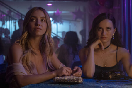 Cassie (Sidney Sweeney) e Lexi (Maude Apatow) em Euphoria (Reprodução)