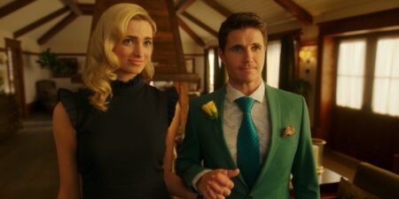 Atriz de Upload discute evolução de sua personagem na nova temporada da série Ingrid Kannerman Allegra Edwards e Nathan Brown Robbie Amell em cena de Upload Reproducao
