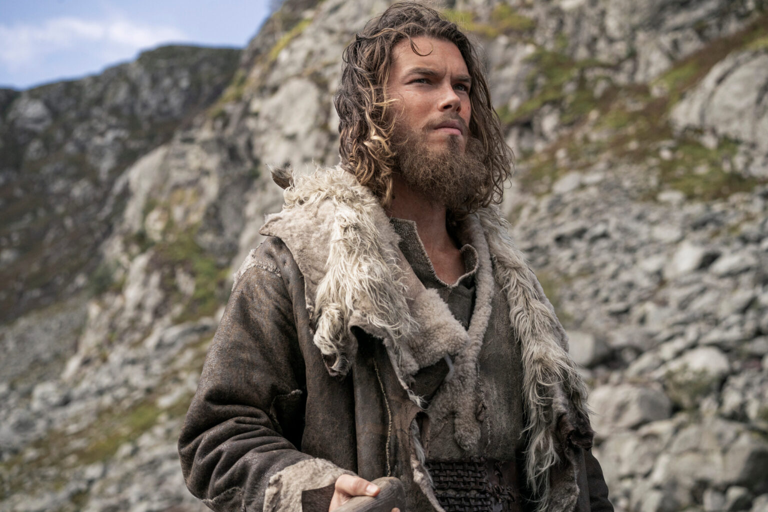 Vikings: Valhalla | 5 personagens muito poderosos que você precisa conhecer Leif Erikson (Sam Corlett) em Vikings Valhalla (Reprodução)