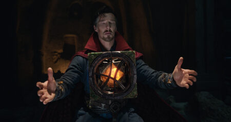 Doutor Estranho | Fãs apontam acertos dos filmes em relação aos quadrinhos Benedict Cumberbatch como Doutor Estranho em Homem-Aranha: Sem Volta Para Casa
