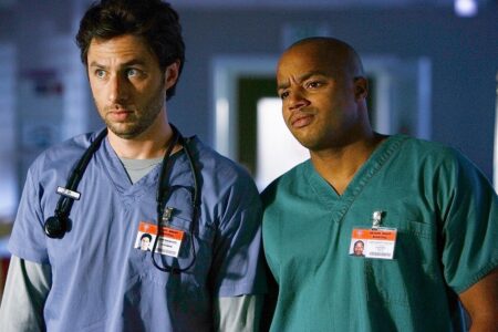 Zach Braff e Donald Faison em Scrubs Divulgacao