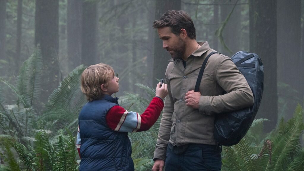 Cena de O Projeto Adam foi inspirada na vida de Ryan Reynolds cena o projeto adam