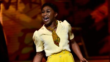 Cynthia Erivo em musical de A Cor Púrpura (Reprodução)