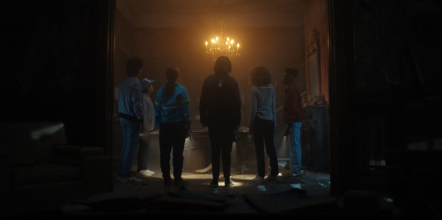 Criador de Stranger Things diz que temporada 4 é diferente das demais por um motivo Novas imagens da quarta temporada de Stranger Things (Reprodução/Netflix)