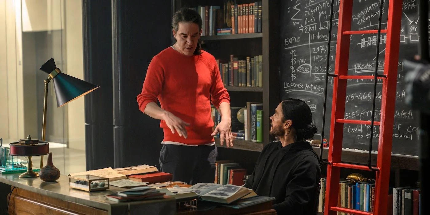Daniel Espinosa e Jared Leto durante as filmagens de Morbius Divulgacao Sony Pictures 1