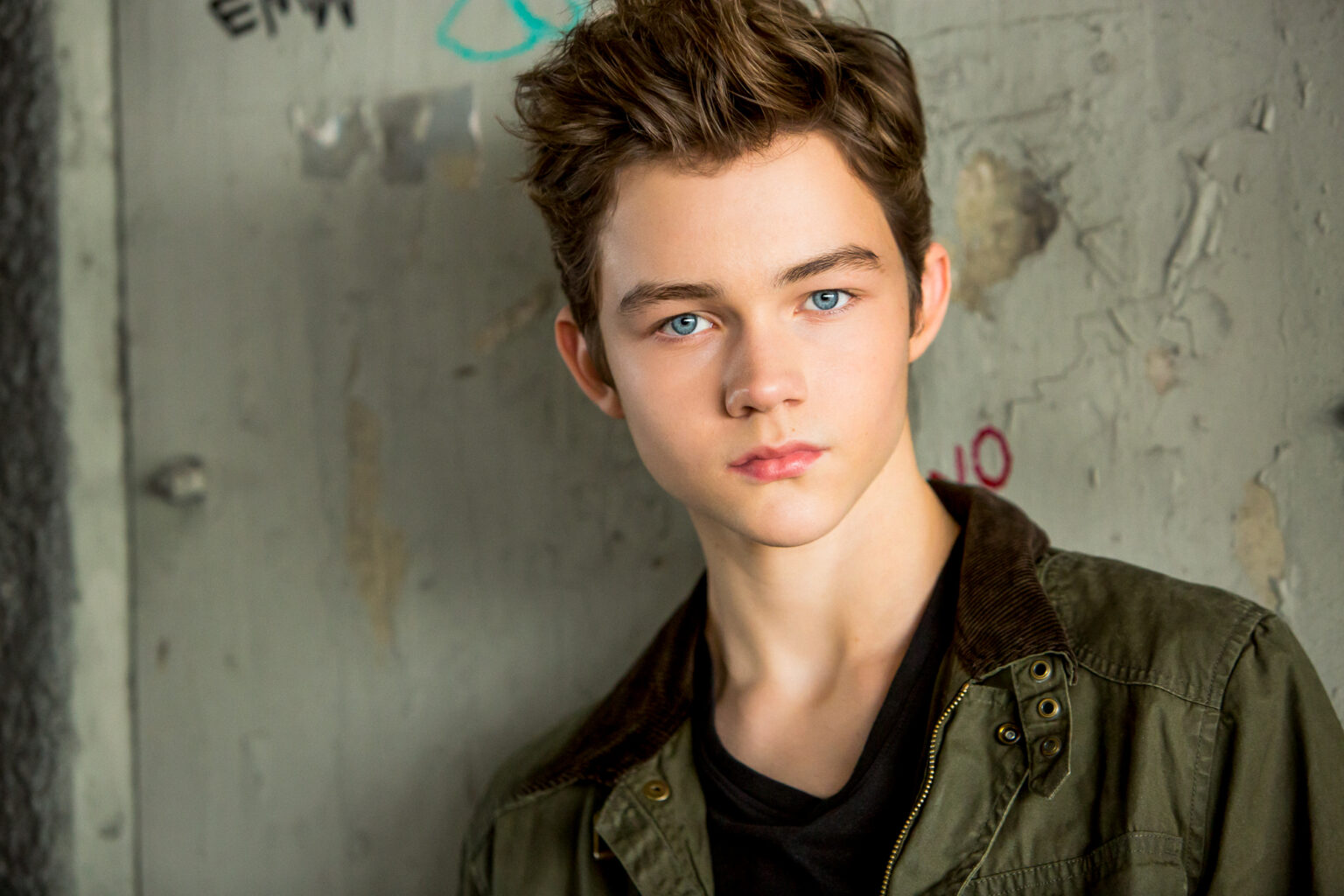 Astro de Peter Pan entra para o elenco de Kraven, o Caçador Levi Miler