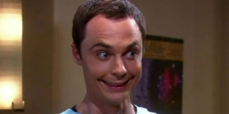 Sheldon Jim Parsons em The Big Bang Theory Reproducao d