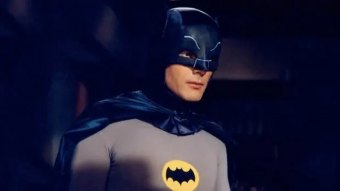 Adam West como Batman (Reprodução)