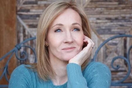 j k rowling 25042022