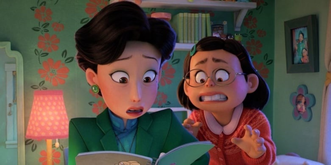 Filme da Pixar ajudou diretora se aproximar da mãe 1 Ming e Mei em Red: Crescer é uma Fera (Reprodução / Disney+)