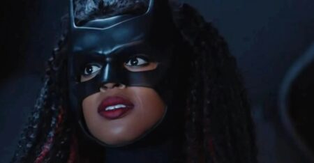 Javicia Leslie como Batwoman (Reprodução / The CW)