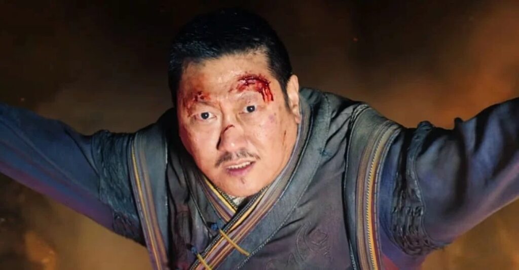 Doutor Estranho 2 se torna maior bilheteria de 2022 nos Estados Unidos Benedict Wong em Doutor Estranho no Multiverso da Loucura (Reprodução / Marvel)