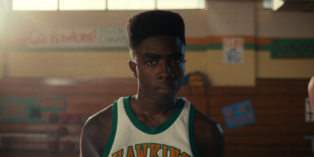 Caleb McLaughlin como Lucas Sinclair em Stranger Things