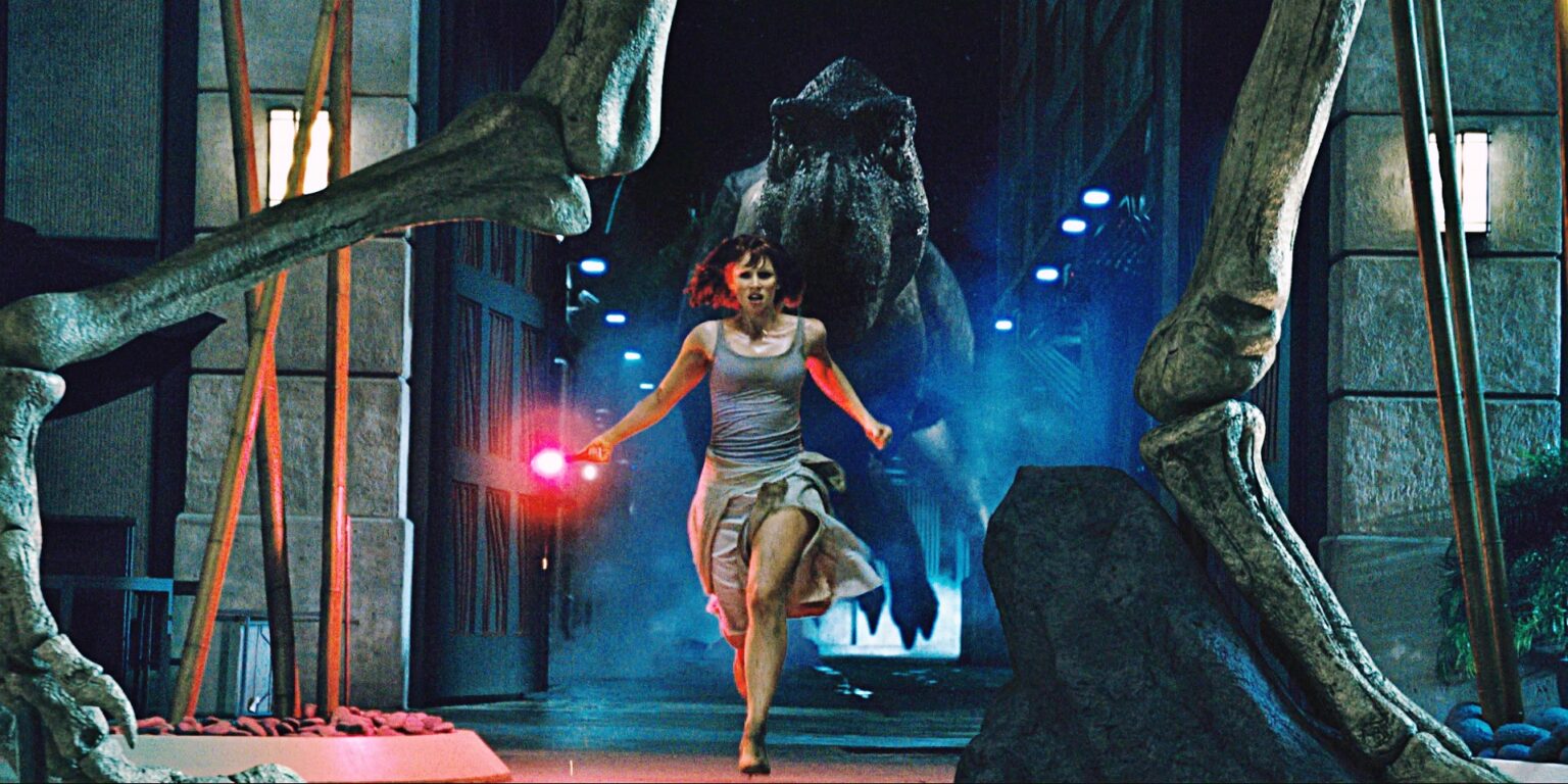 Bryce Dallas Howard em Jurassic World (Reprodução)