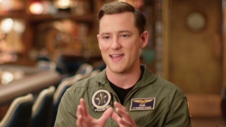 Lewis Pullman e Bob em Top Gun Maverick Reproducao Youtube