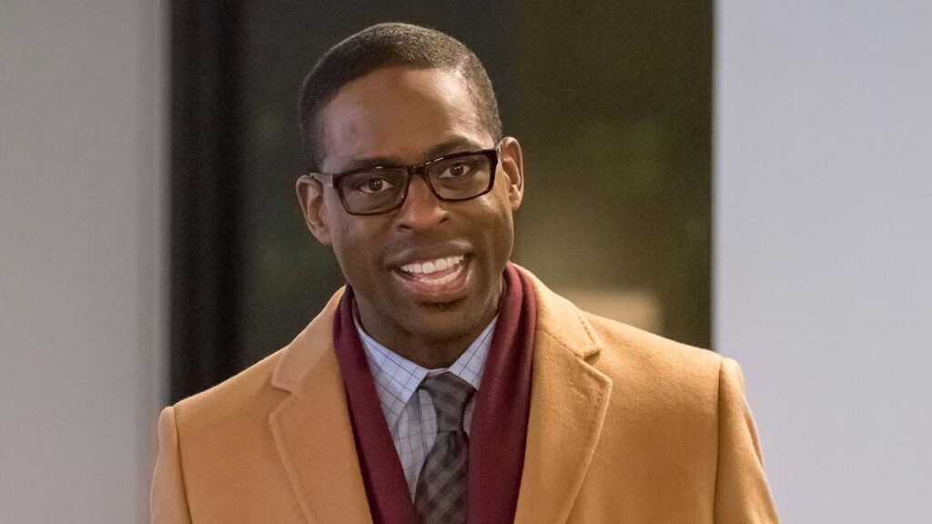 Por que final de Randall ficou aberto em This is Us? Randall Pearson Sterling K. Brown em cena de This Is Us Divulgacao NBC