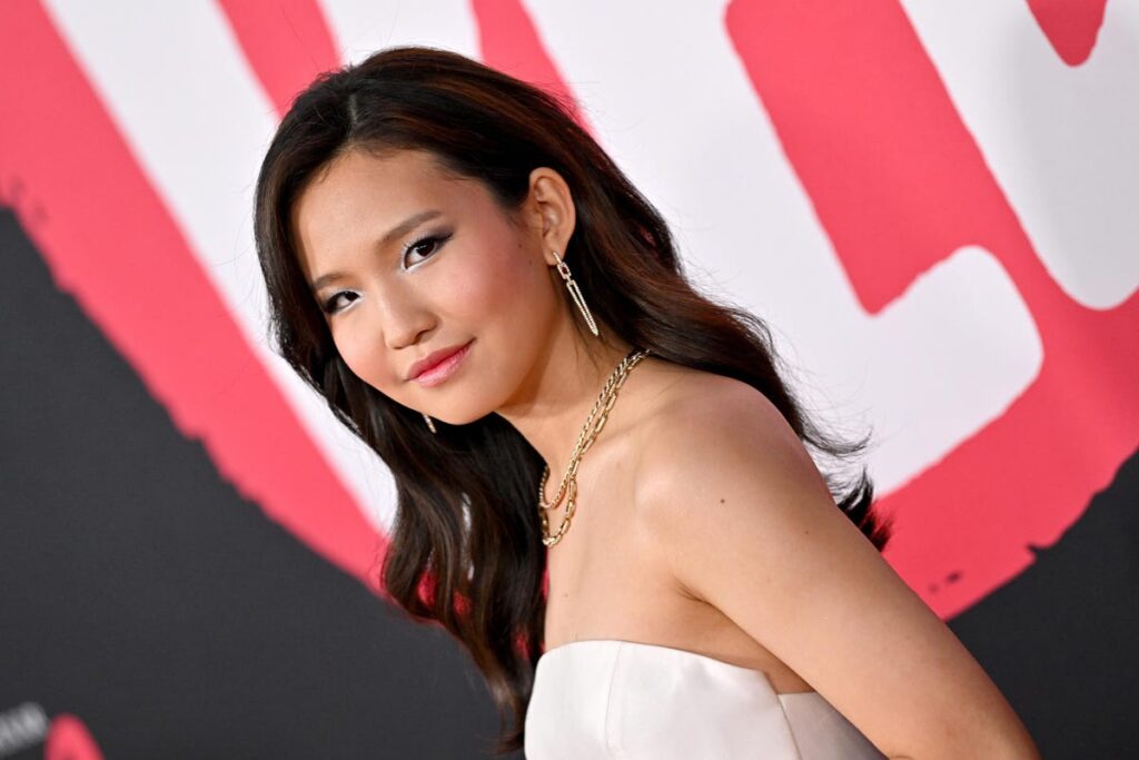 Rosalie Chiang revela improviso que acabou em Red Crescer é uma Fera Rosalie Chiang Reproducao Twitter