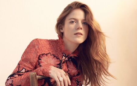 Estrela de A Mulher do Viajante no Tempo aborda sentimentos confusos de sua personagem Rose Leslie Reproducao Facebook