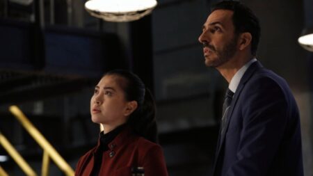Amir Arison e Laura Sohn em The Blacklist (Reprodução)
