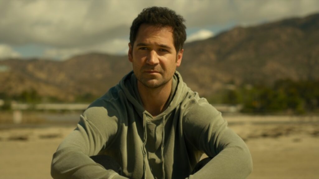 O Poder e a Lei fica em 1º lugar no ranking semanal da Netflix Manuel Garcia-Rulfo como Mickey Haller em O Poder e a Lei (Reprodução / Netflix)