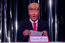 The Vivienne é Donald Trump em episódio de RuPaul's Drag Race UK (Reprodução)