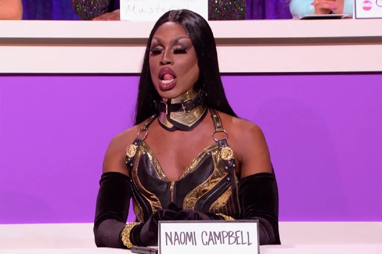 Shea Coulée como Naomi Campbell em RuPaul's Drag Race (Reprodução)