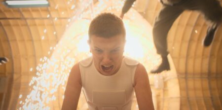 Stranger Things | Confira o vídeo de bastidores de Millie Bobby Brown ficando ‘careca’ para a série Onze (Millie Bobby Brown) em Stranger Things