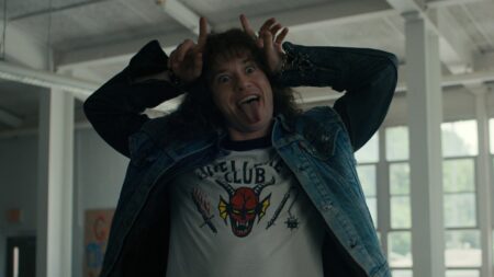 Joseph Quinn como Eddie Munson em Stranger Things