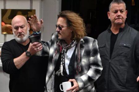 Johnny Depp alerta fãs sobre perfis falsos com o nome dele na web Captura de tela 2022 06 09 165431